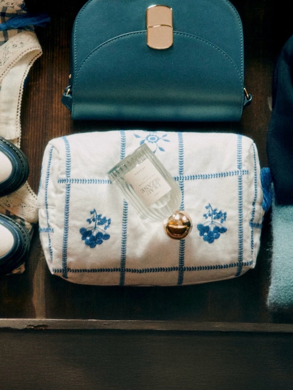 Sézane NWT toiletry bag